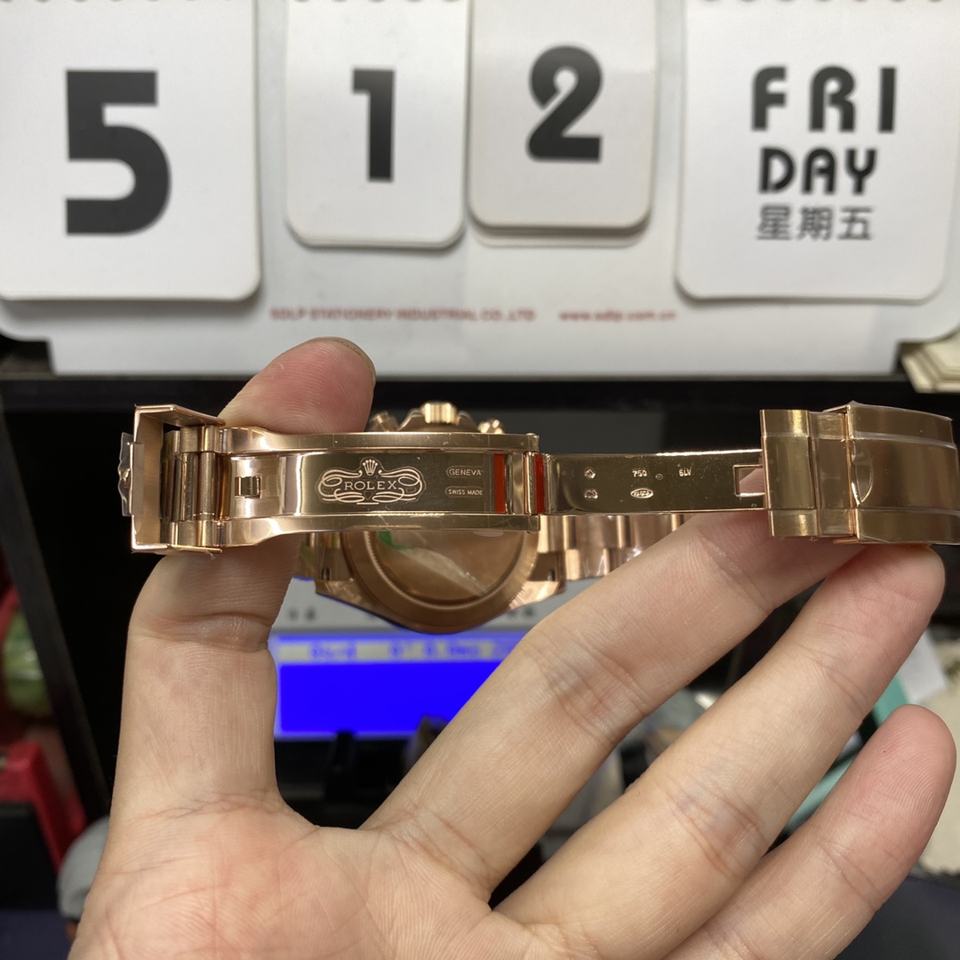 Rolex Daytona series 116588 TBR, RAINBOW DAYTONA ROSE Gold Case,GEM SCALE 40mm size.