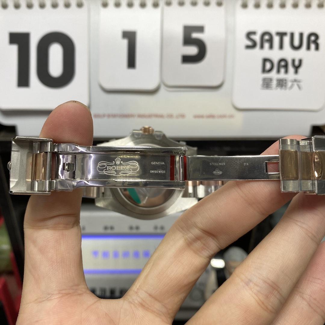 Rolex GMT-Master II Series m126711chnr-0002, Sand Dial Rose Gold Case, 40mm Size.