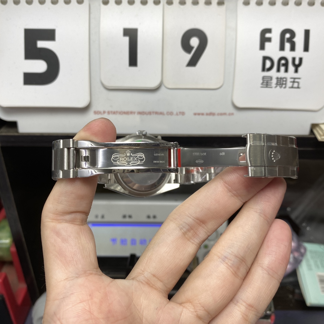 Rolex Oyster Perpetual Series m126000-0008, Pink Dial, 36mm size.