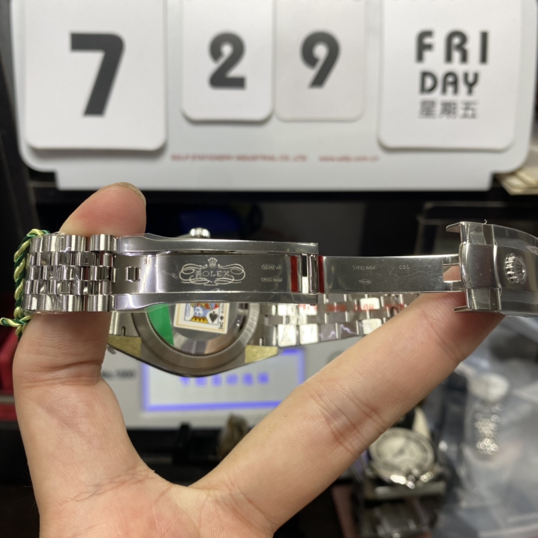 Rolex Datejust Series m126334-0022, Grey Dial with Green Roman Numerals Five-Link Stainless Steel Bracele, 41mm Size.