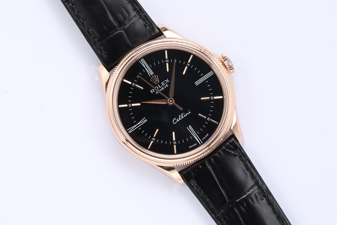 Rolex Cellini Series balack Dial 18K Gold Case, 39mm Size.