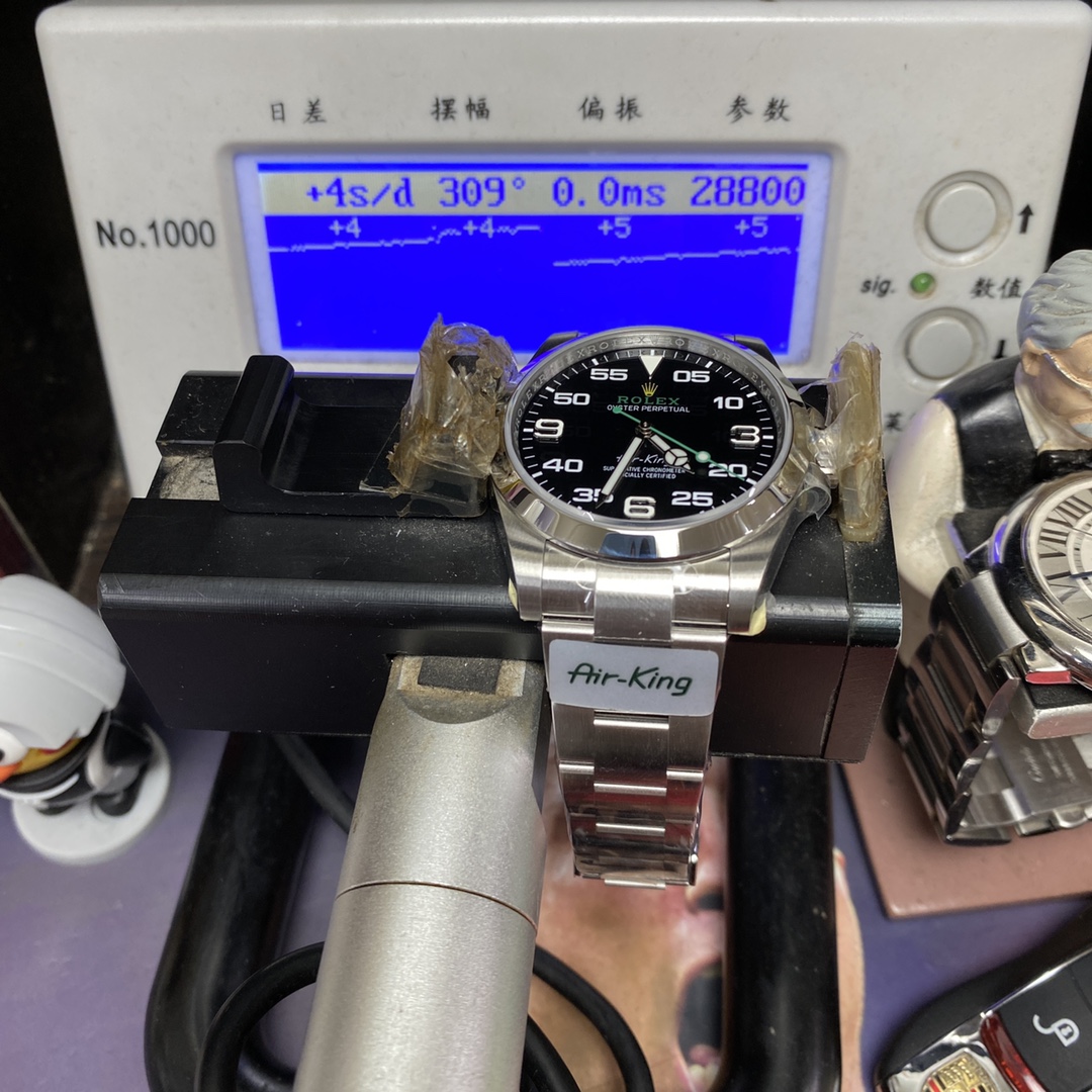 Rolex Air-King series M126900-0001, Green Hand, 40mm size.