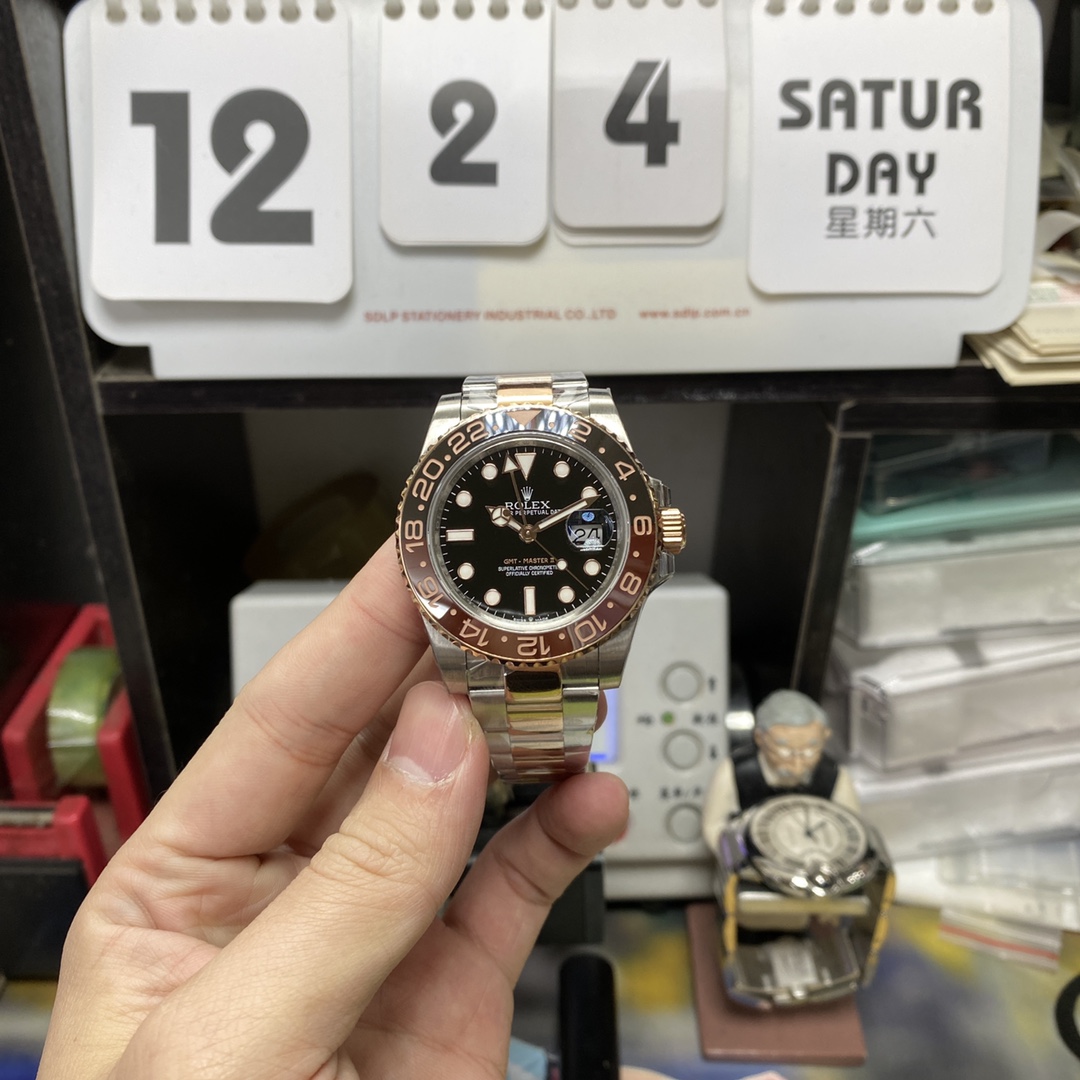 Rolex GMT-Master II Series m126711chnr-0002, Sand Dial Rose Gold Case, 40mm Size.