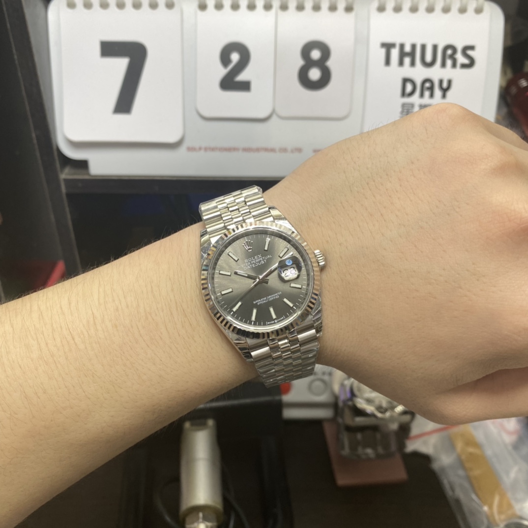 Rolex Datejust series grey DIAL outer ring dog tooth ring size 36mm Size