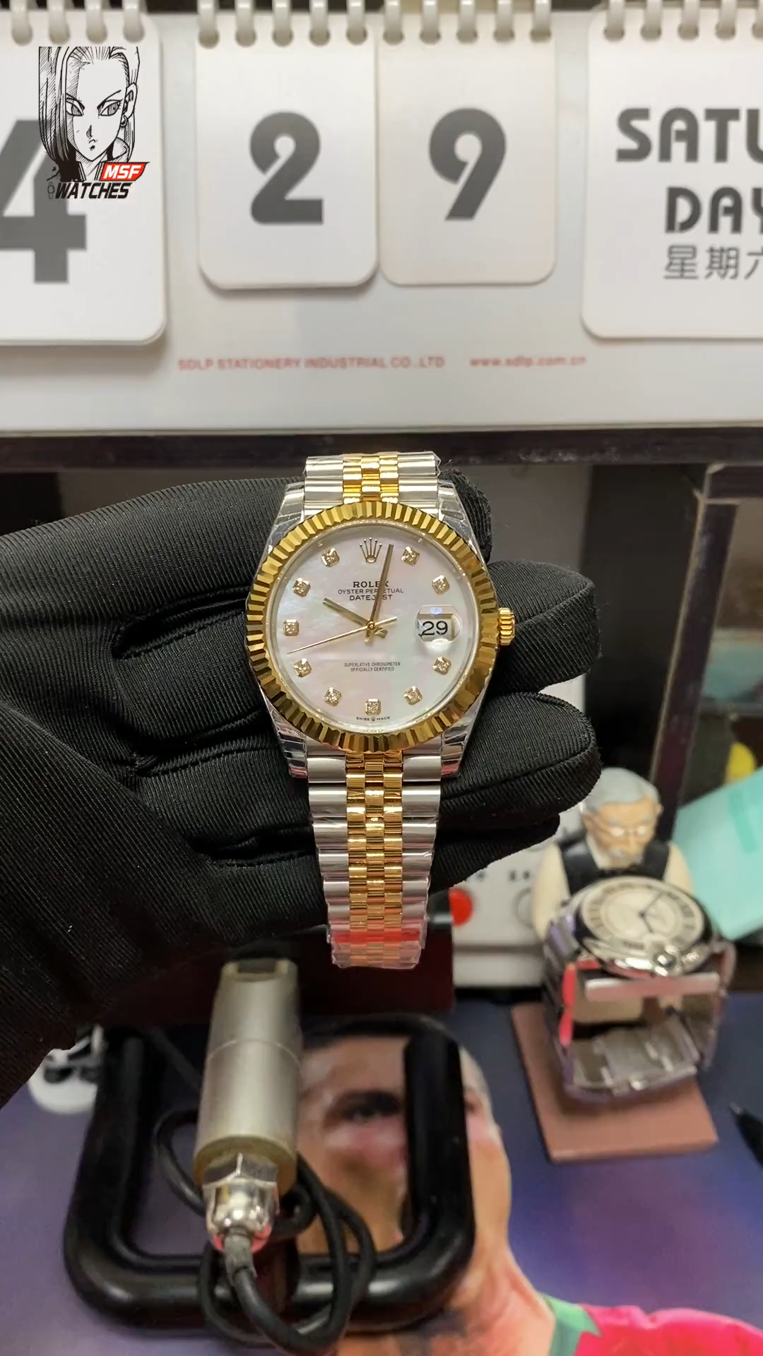 Rolex Datejust series m126333-0018, Two-Tone Gold Case with Mother-of-Pearl Dial, 41mm size, Jubilee stainless steel bracelet.