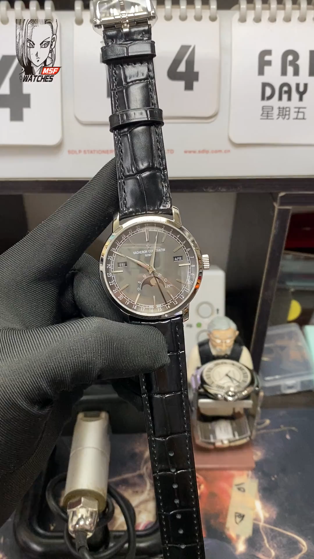 Vacheron Constantin Tradition Collection series 4010T000G-B740, White Case Grey Dial Full Calendar Watch, 41mm Size.