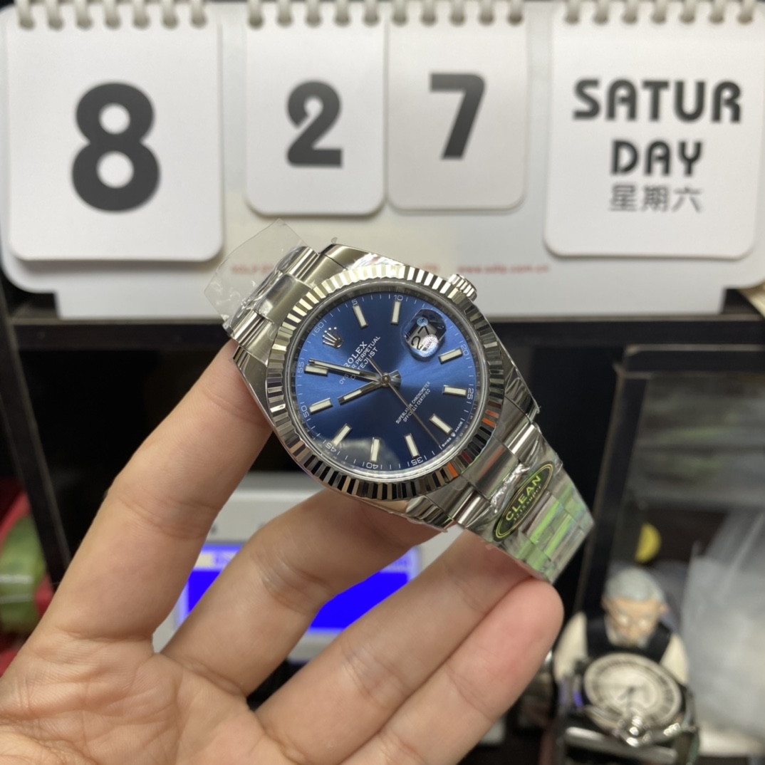 Rolex Datejust Series m126334-0001, Classic Blue Dial Fluted Bezel, 41mm Size.