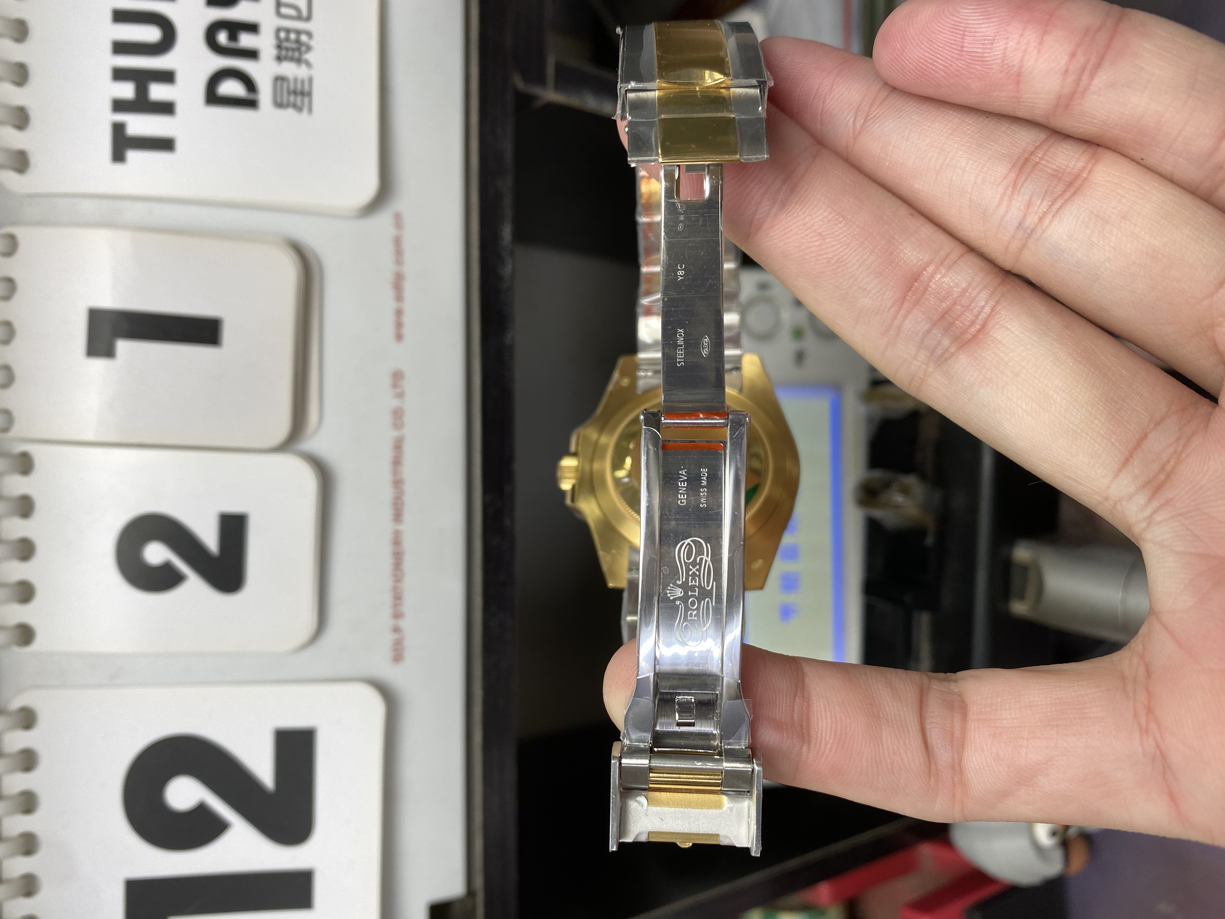 Rolex GMT-Master II Series Watch model 116718-LN-78208 Green Dial 40mm