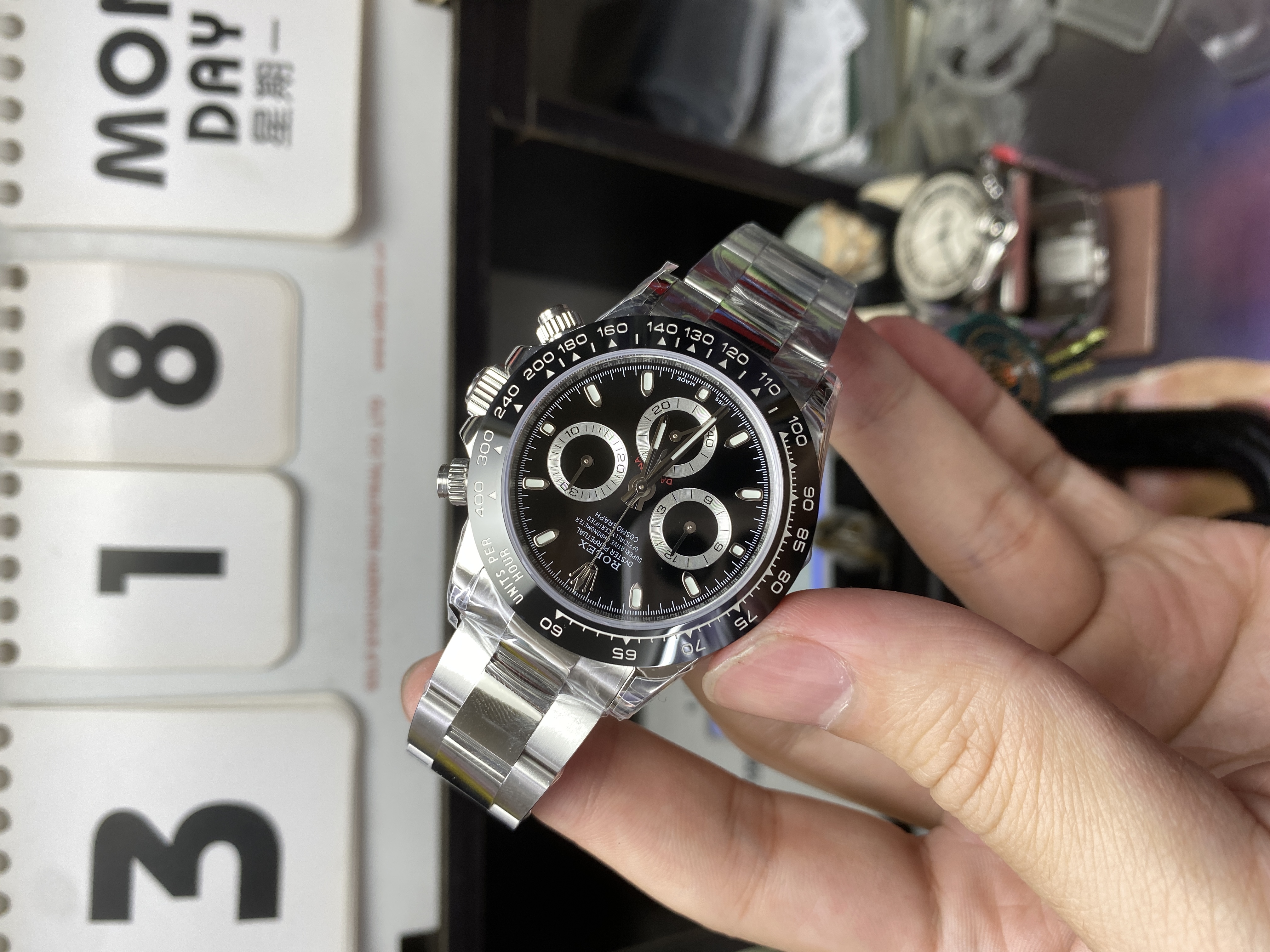 Rolex Cosmograph Daytona series Watch Model m116500ln-0002 40mm
