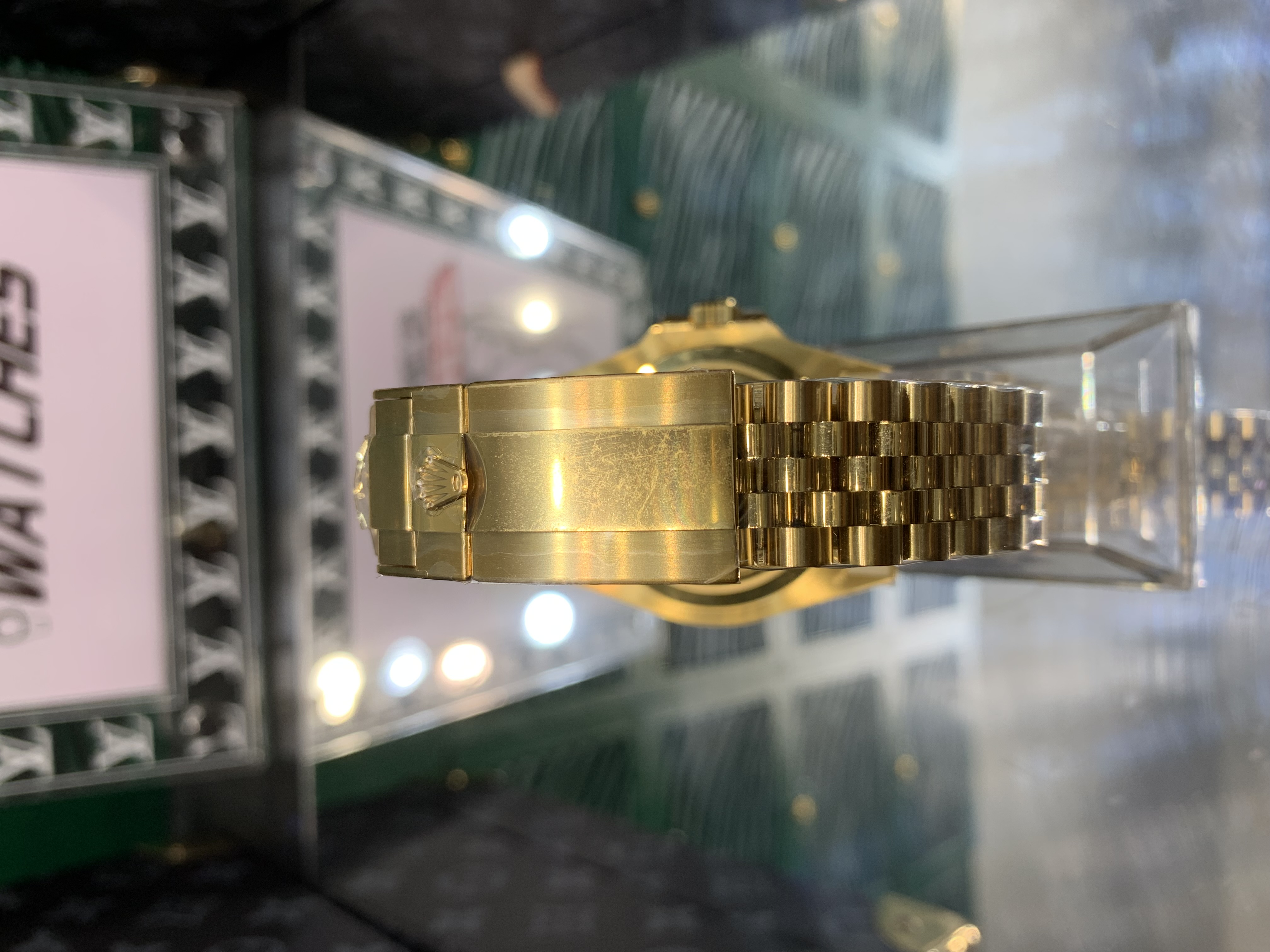 Rolex GMT-Master II (Ref. 126718GRNR-0002) 40mm